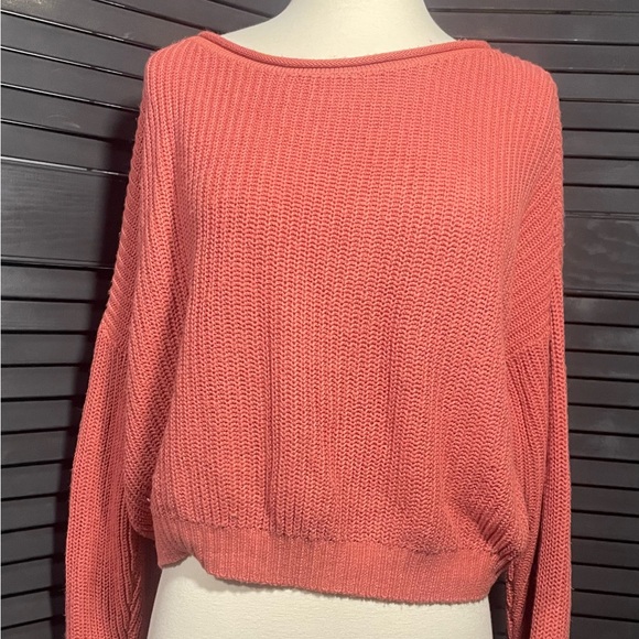 wild fable Sweaters - Wild Fable‎ Coral Crew Neck Sweater